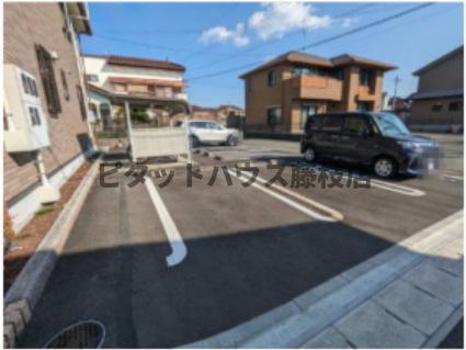 藤枝市青葉町アパート 駐車場