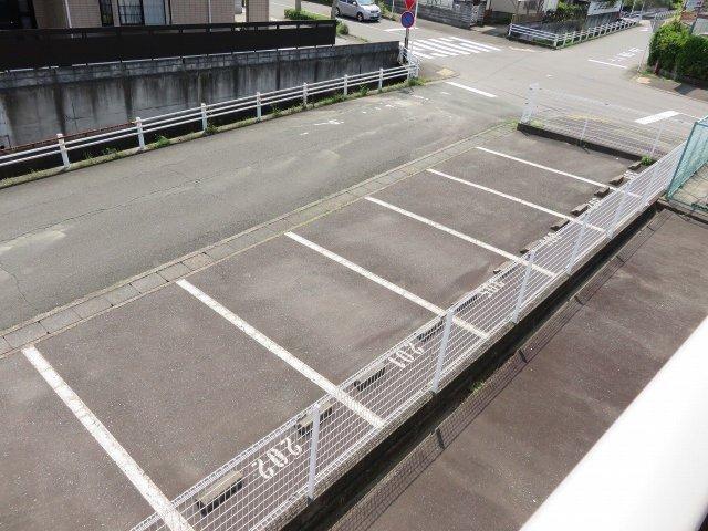 掛川市下俣南マンション 駐車場
