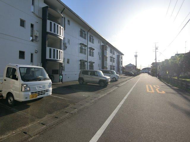 掛川市天王町アパート 駐車場