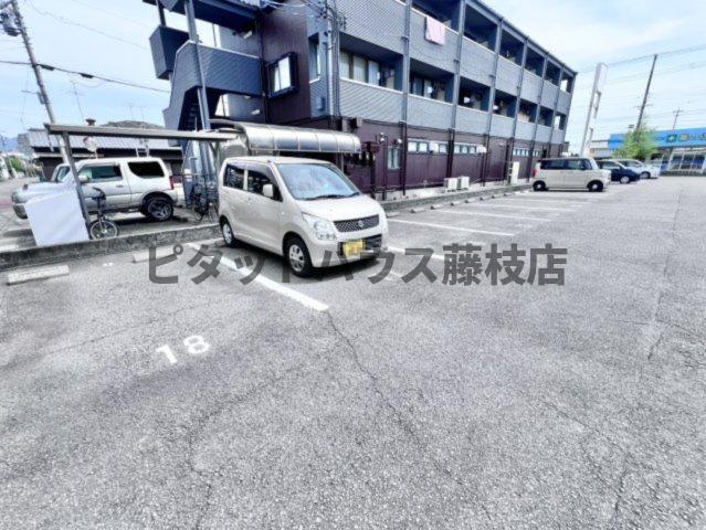焼津市焼津マンション 駐車場