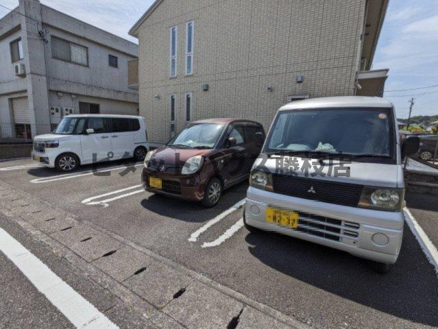 藤枝市南駿河台アパート 駐車場