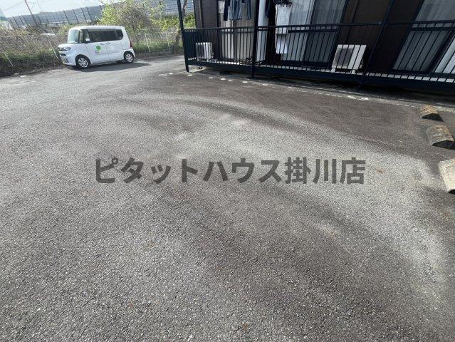 掛川市大池アパート 駐車場
