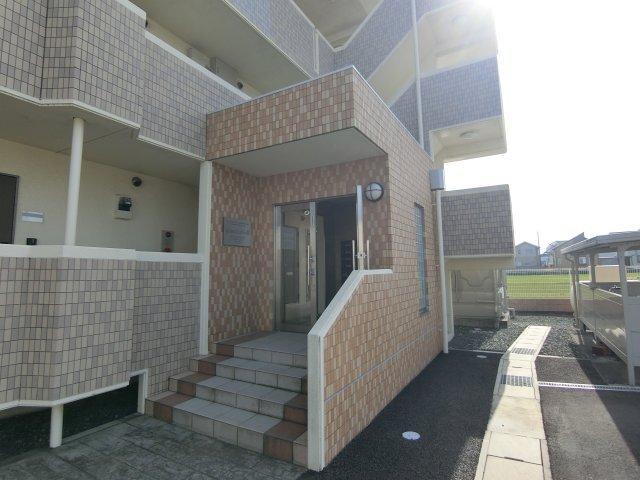 袋井市川井アパート エントランス