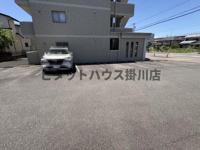 袋井市愛野南マンション 駐車場