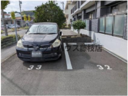 藤枝市堀之内マンション 駐車場