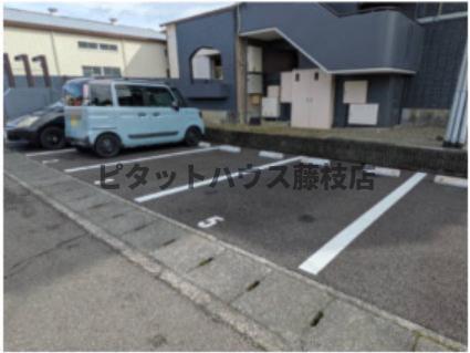 藤枝市堀之内マンション 駐車場