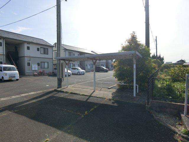 掛川市西大渕アパート 駐車場