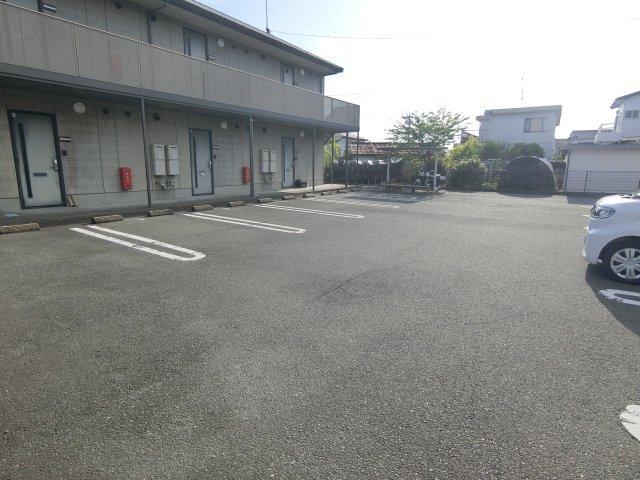 掛川市浜野新田アパート 駐車場