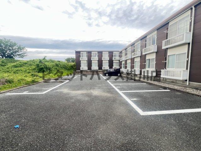 袋井市延久アパート 駐車場