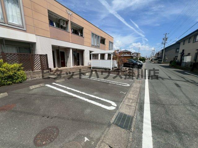 磐田市千手堂アパート 駐車場