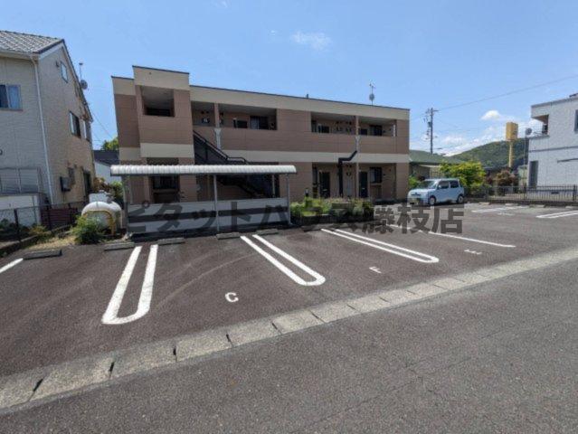 藤枝市横内アパート 駐車場
