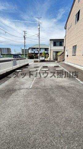 袋井市愛野南マンション 駐車場