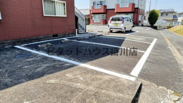 掛川市細谷アパート 駐車場