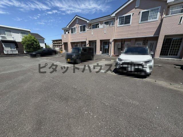 袋井市愛野南アパート 駐車場