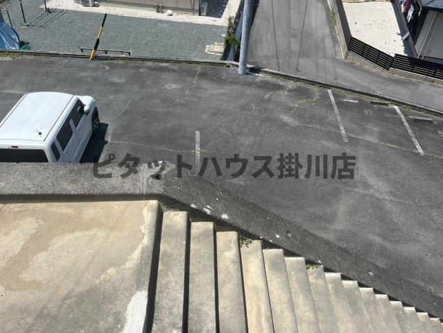掛川市上西郷アパート 駐車場
