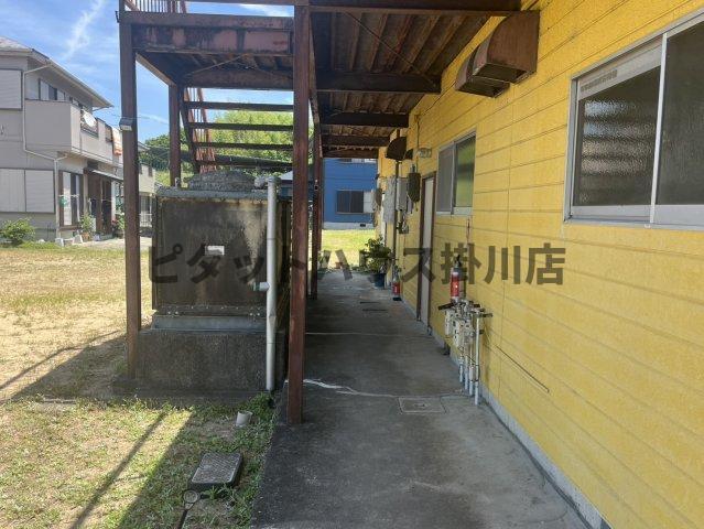 掛川市上西郷アパート エントランス