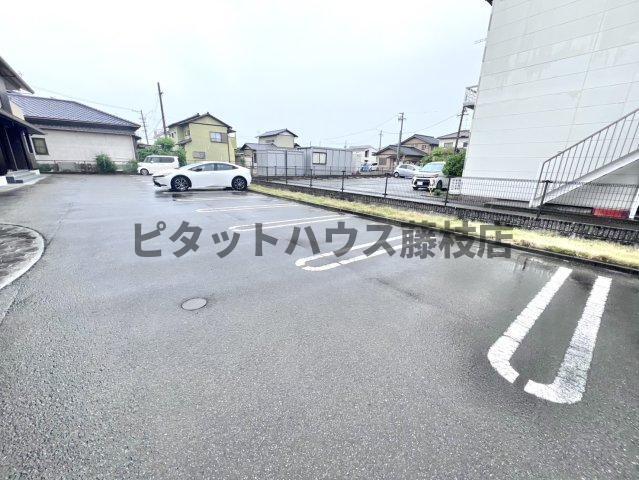 焼津市小土アパート 駐車場
