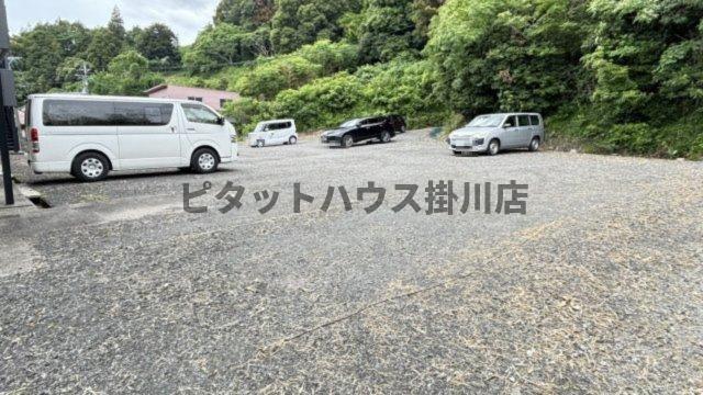 掛川市八坂アパート 駐車場