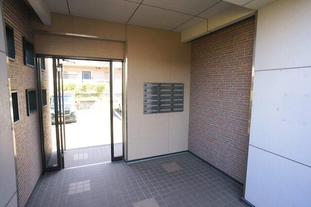 掛川市長谷アパート エントランス