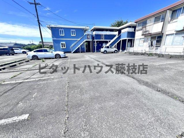 焼津市三和アパート 駐車場