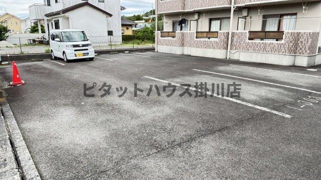 掛川市大池マンション 駐車場
