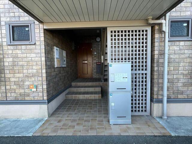 袋井市湊アパート エントランス