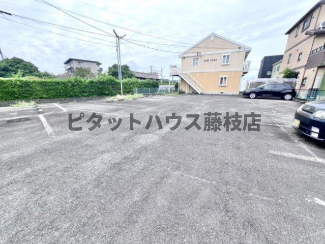 焼津市五ケ堀之内アパート 駐車場
