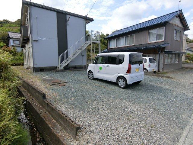 掛川市大坂アパート 駐車場