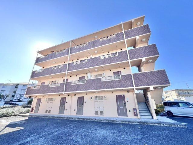榛原郡吉田町川尻マンション 外観