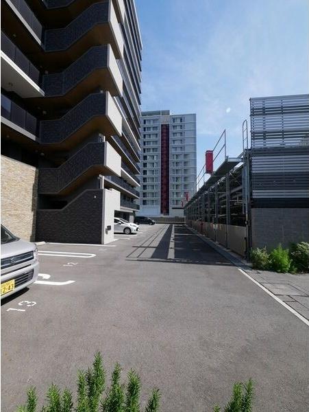 掛川市南マンション 駐車場