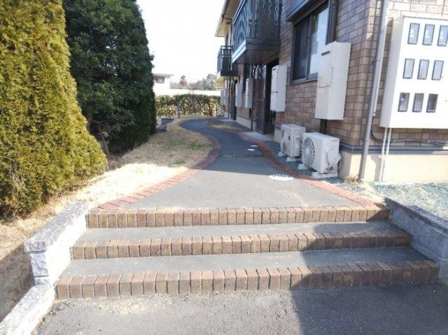 掛川市上張アパート エントランス