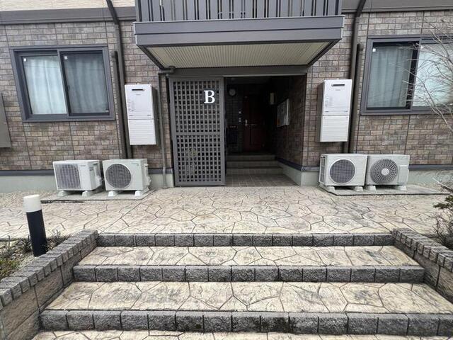 袋井市愛野南アパート エントランス