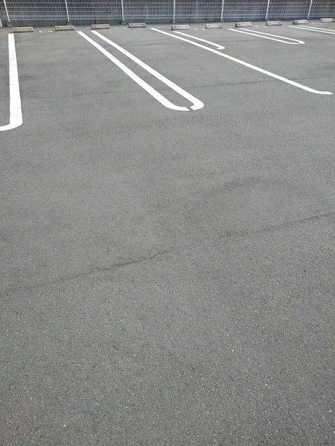 袋井市新池アパート 駐車場