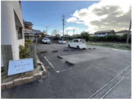 藤枝市下青島アパート 駐車場