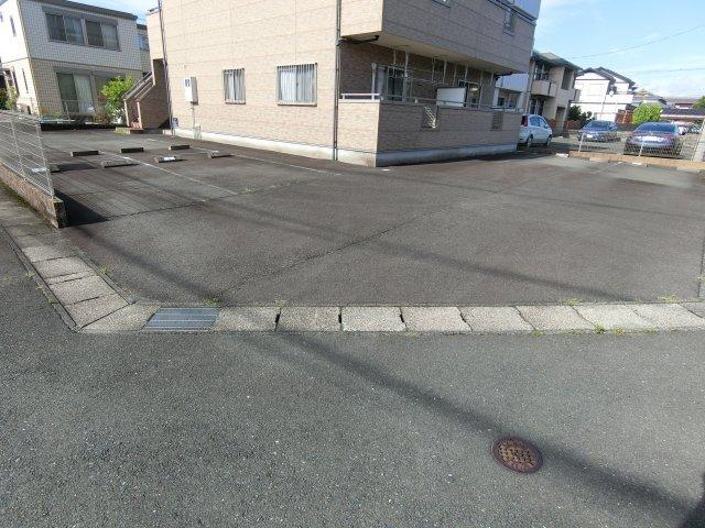 袋井市愛野南マンション 駐車場