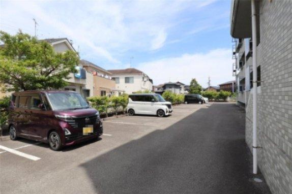 藤枝市田沼マンション 駐車場