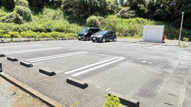 掛川市浜川新田アパート 駐車場