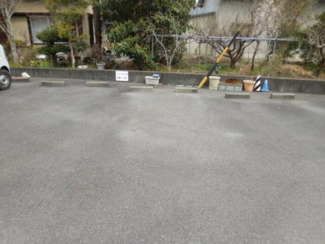 藤枝市高柳アパート 駐車場