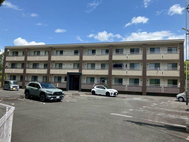 掛川市平野マンション 駐車場