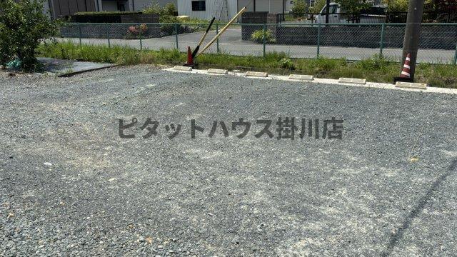 袋井市久能アパート 駐車場