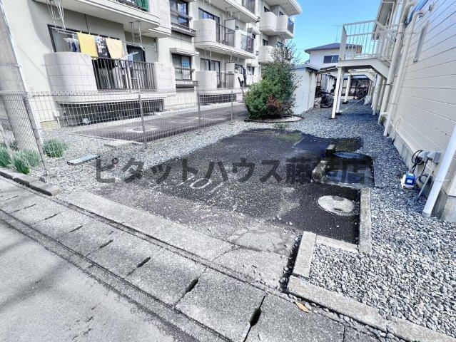 サンハイムA（202） 駐車場