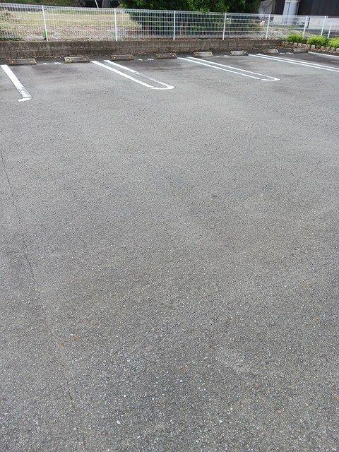 御前崎市池新田アパート 駐車場