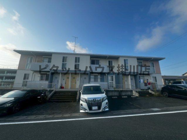 磐田市高見丘アパート 駐車場