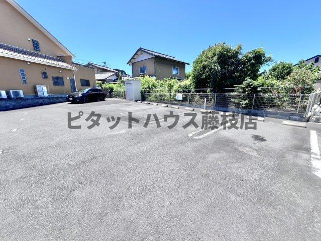 藤枝市瀬戸新屋アパート 駐車場