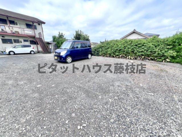 藤枝市大洲アパート 駐車場