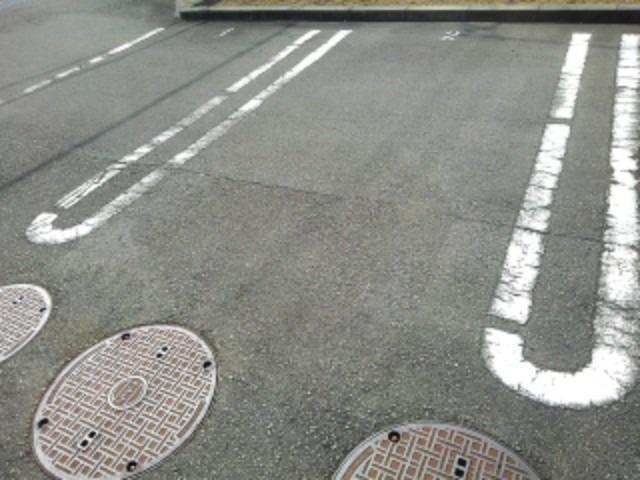 掛川市大池アパート 駐車場
