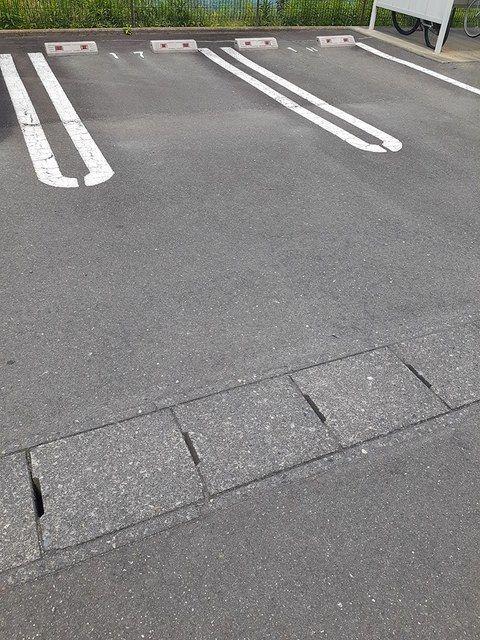 磐田市上大之郷アパート 駐車場