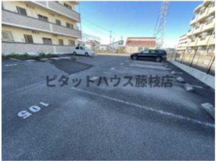 焼津市大住マンション 駐車場