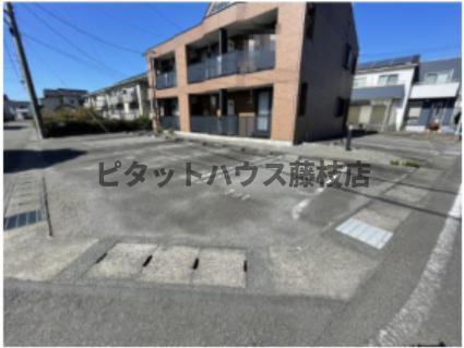 焼津市大村アパート 駐車場