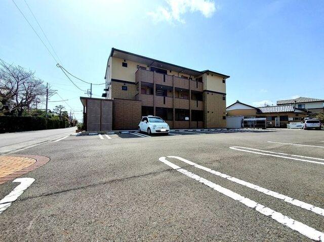 藤枝市田沼アパート 駐車場